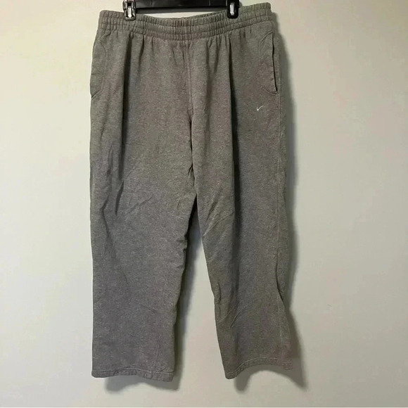 Nike grey  sweatpants - Picture 1 of 5